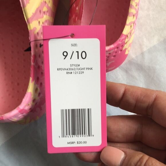 Rampage Water Shoes size 9/10 NWT - Picture 5 of 5